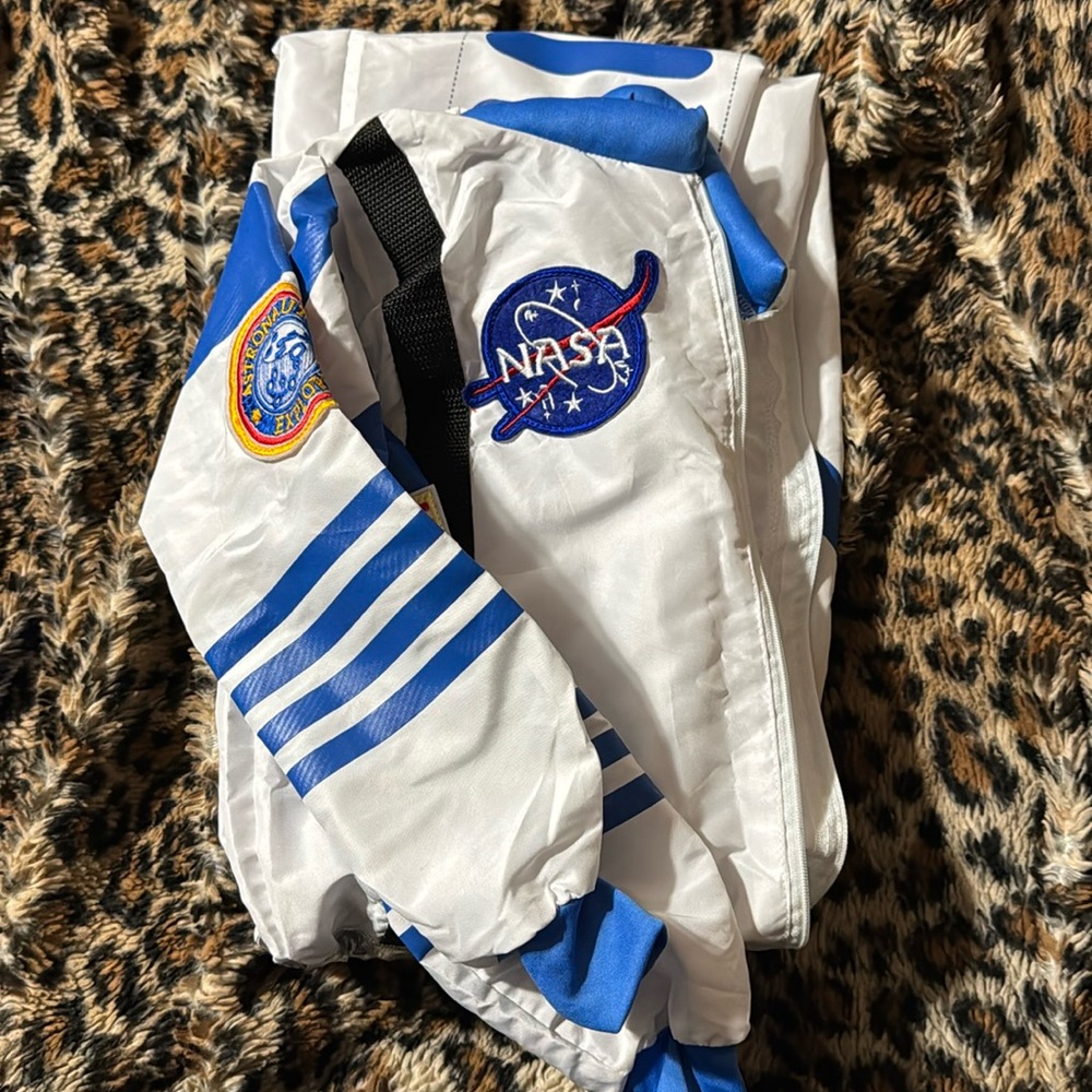 EUC unisex astronaut costume